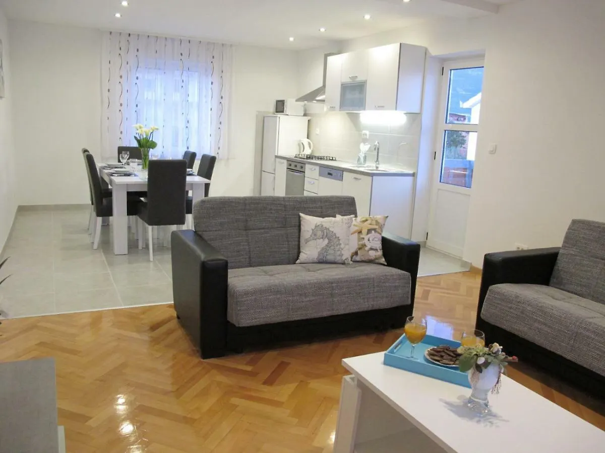 Apartament Perivoj Kaštela